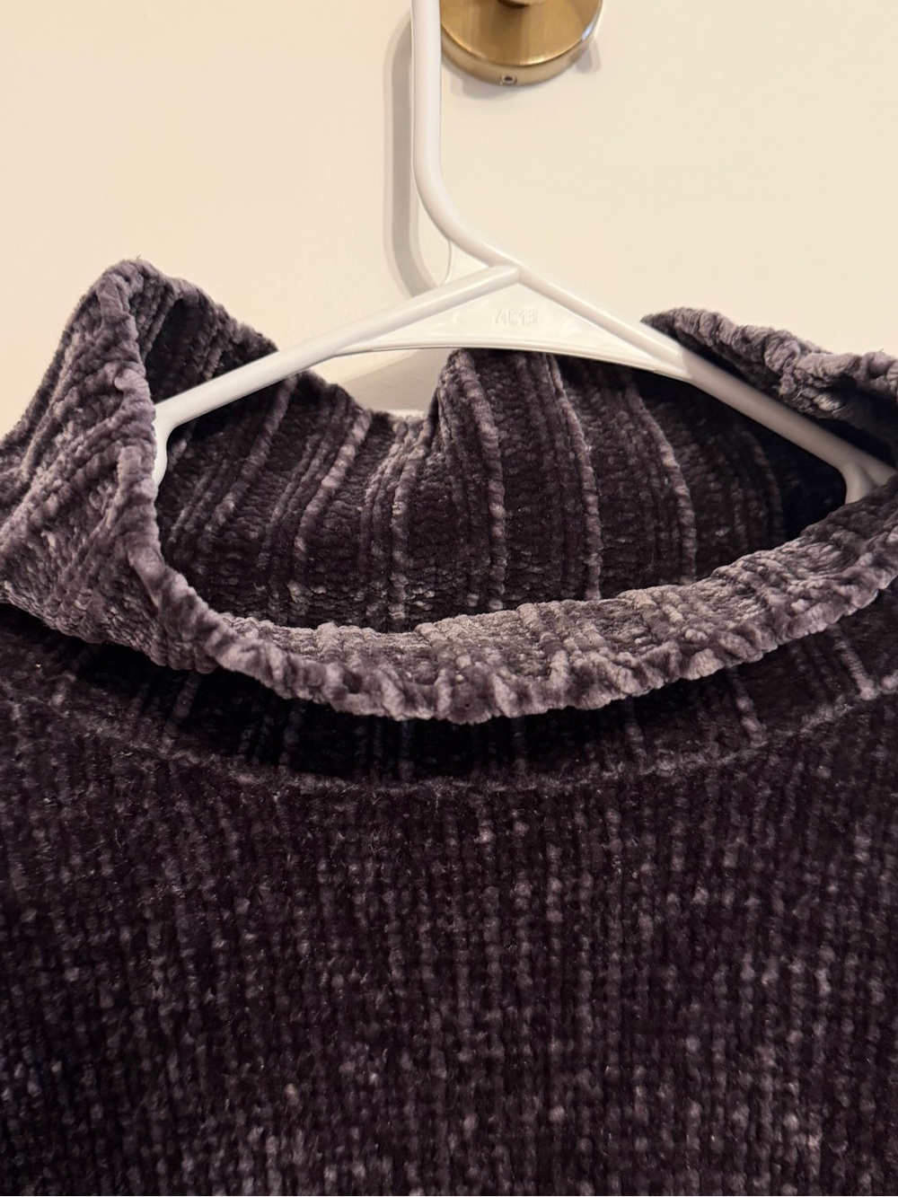 Chelsea & Theodore Charcoal Chenille Turtleneck Sweater - Picture 4 of 10